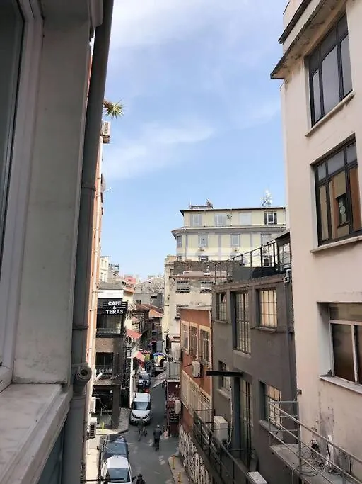 Central Apartament 4' Galata Tower Granbazaar 2' Sea 4' Ferry/Metro/Tram Apartment Istanbul