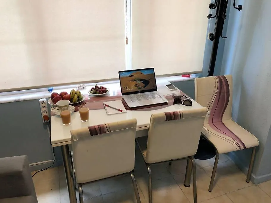 Central Apartament 4' Galata Tower Granbazaar 2' Sea 4' Ferry/Metro/Tram Apartment Istanbul
