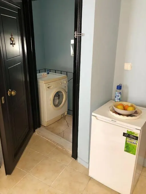 Central Apartament 4' Galata Tower Granbazaar 2' Sea 4' Ferry/Metro/Tram Apartment Istanbul